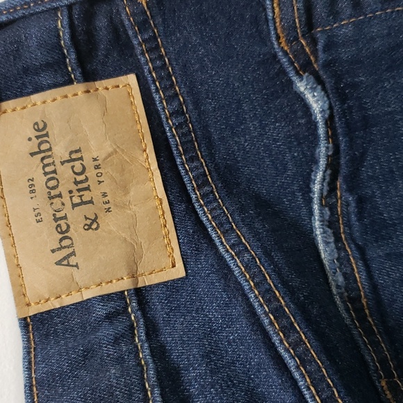 Abercrombie THE CLASSIC STRAIGHT LEG JEANS - Picture 8 of 16